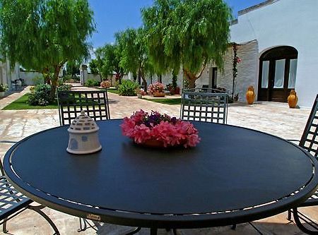 Hotel Masseria L'Ovile Ostuni Exteriör bild